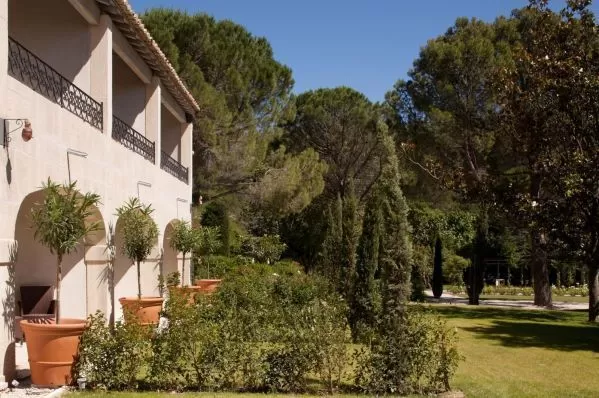 Hotel Benvengudo - Jardin Zimmer